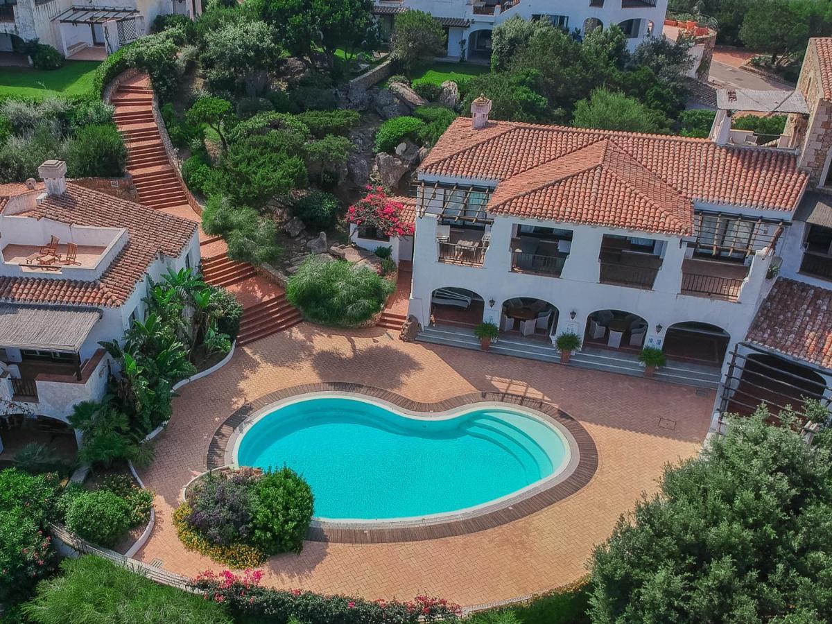 Апарт отель Il Giardino Degli Oleandri Лиша-ди-Вакка Экстерьер фото