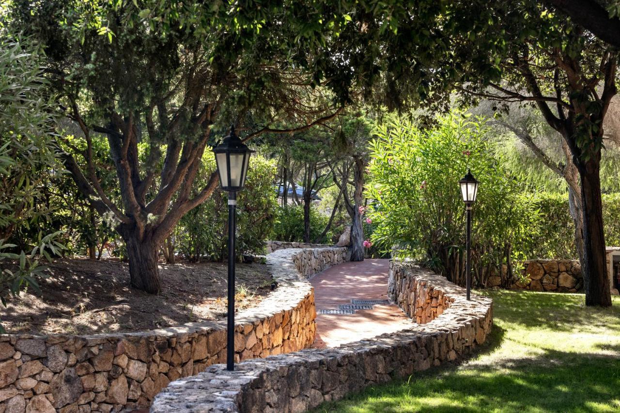 Апарт отель Il Giardino Degli Oleandri Лиша-ди-Вакка Экстерьер фото